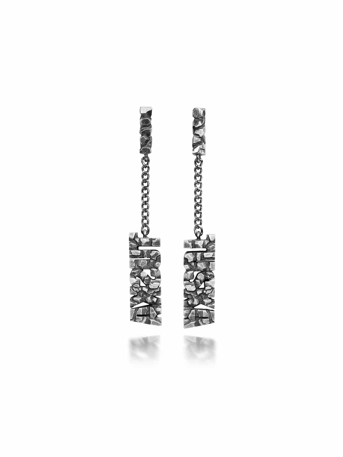 Tuska stud earrings with chain