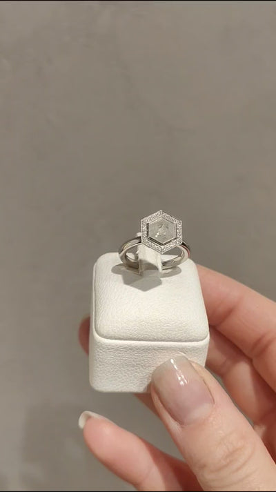 Ice Queen platinum diamond ring