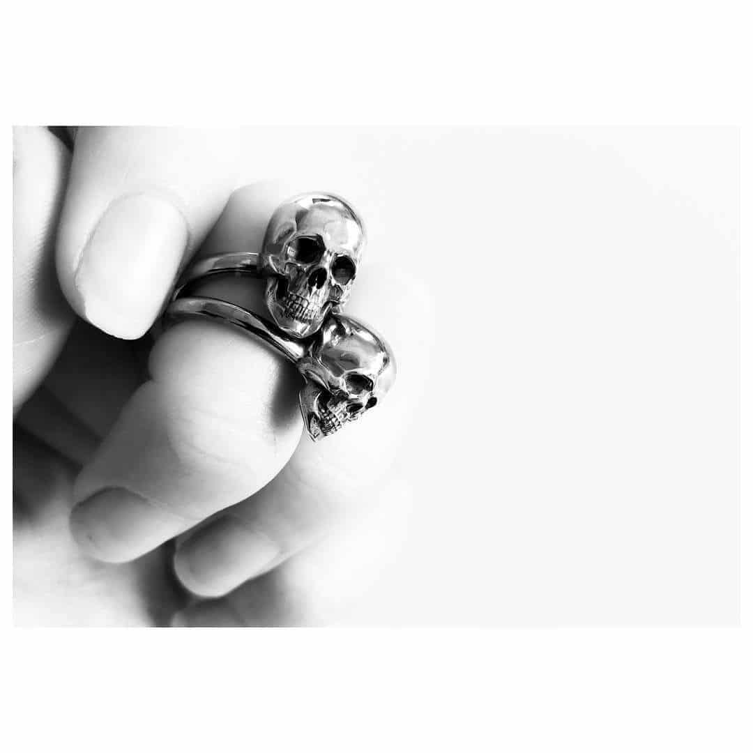 Skull ring M in blackened sterling silver. Skull collection by Heidi Vornan